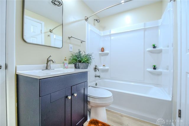 7854 Harshmanville Road, Dayton, OH 45424