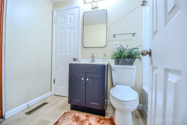 7854 Harshmanville Road, Dayton, OH 45424