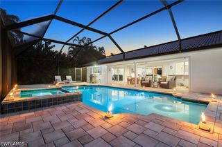 571 Neapolitan LN, Naples, FL 34103