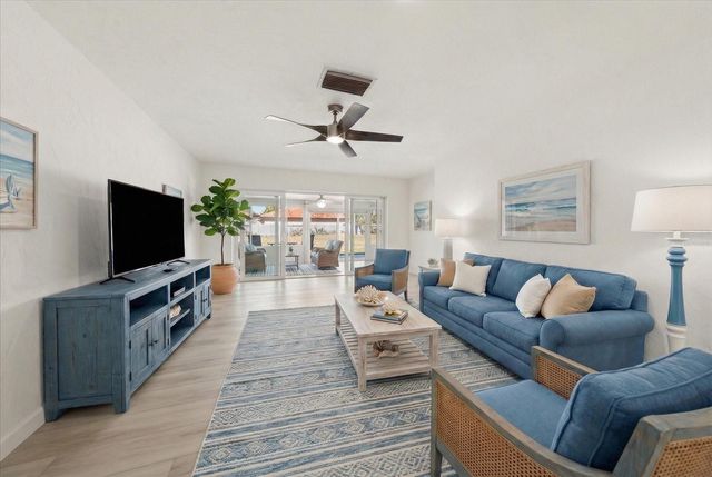 383 BOCA CIEGA POINT BOULEVARD N, St Petersburg, FL 33708