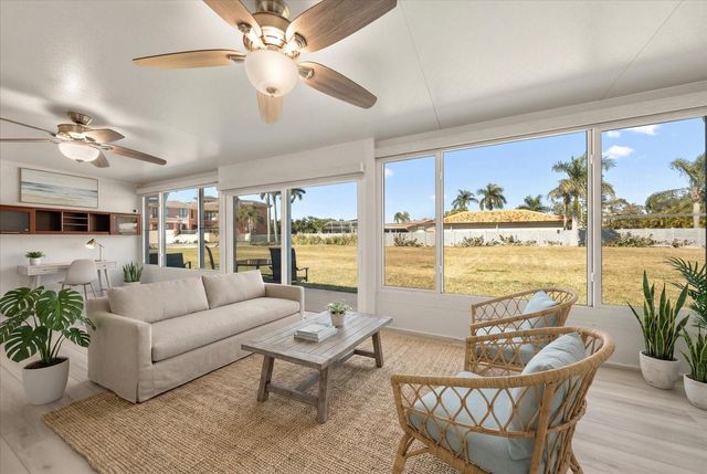 383 BOCA CIEGA POINT BOULEVARD N, St Petersburg, FL 33708