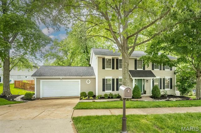 2143 Park Forest Drive, Chesterfield, MO 63017