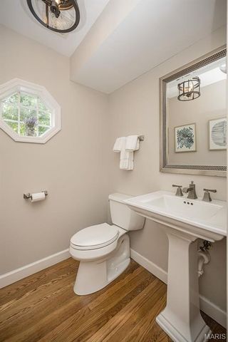 2143 Park Forest Drive, Chesterfield, MO 63017