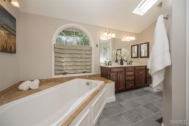 2143 Park Forest Drive, Chesterfield, MO 63017