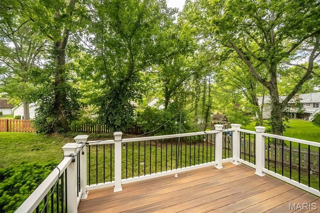 2143 Park Forest Drive, Chesterfield, MO 63017