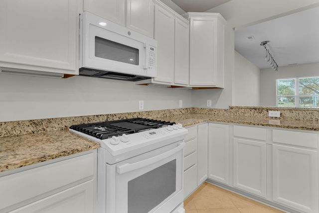 407 Waterlily Way, Summerville, SC 29486