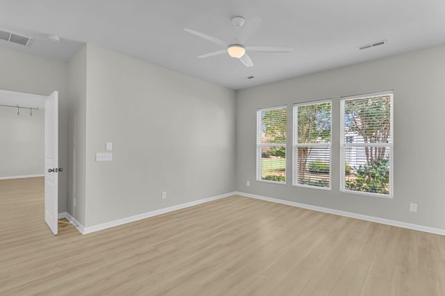 407 Waterlily Way, Summerville, SC 29486