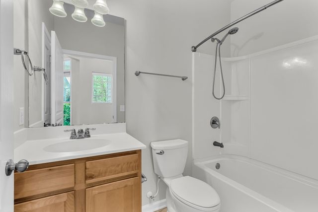 407 Waterlily Way, Summerville, SC 29486