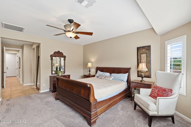 2568 E Arica Way, Green Valley, AZ 85614