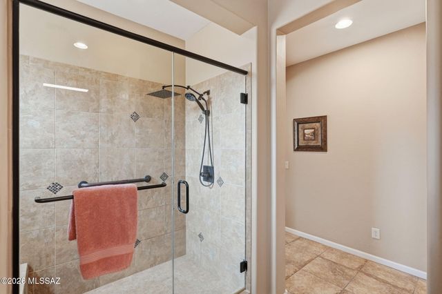 2568 E Arica Way, Green Valley, AZ 85614