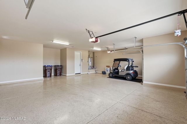 2568 E Arica Way, Green Valley, AZ 85614