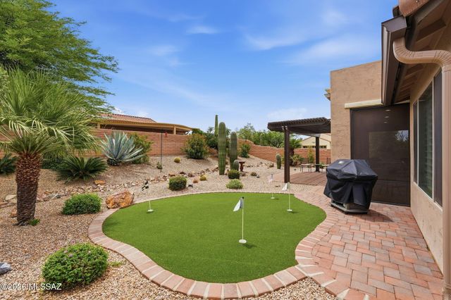 2568 E Arica Way, Green Valley, AZ 85614