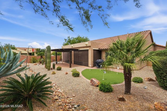2568 E Arica Way, Green Valley, AZ 85614