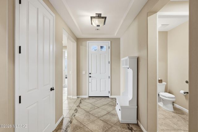 2568 E Arica Way, Green Valley, AZ 85614