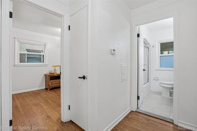 9376 Dixie, Redford Charter Township, MI 48239