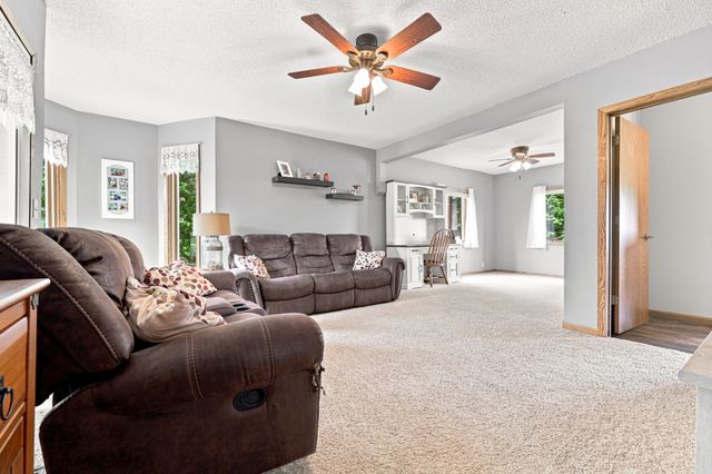 3244 280th Street, Gilman, IA 50106