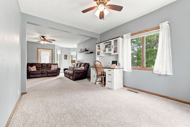3244 280th Street, Gilman, IA 50106