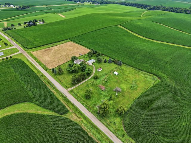 3244 280th Street, Gilman, IA 50106