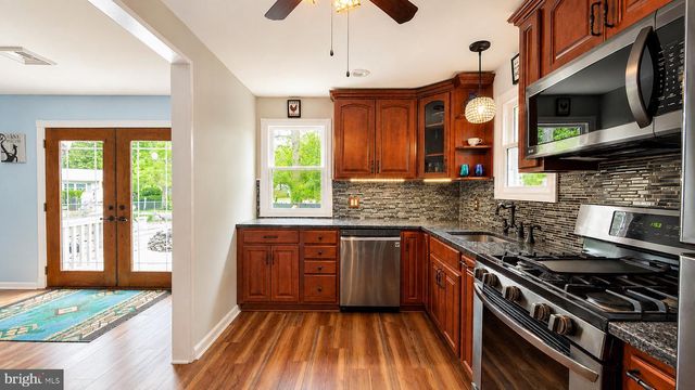 107 W BEACH RD, Williamstown, NJ 08094