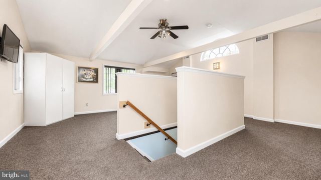 107 W BEACH RD, Williamstown, NJ 08094