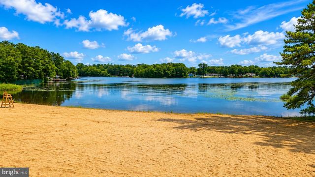 107 W BEACH RD, Williamstown, NJ 08094