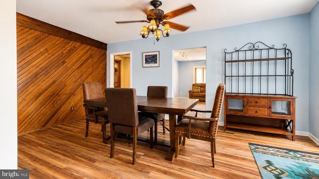 107 W BEACH RD, Williamstown, NJ 08094