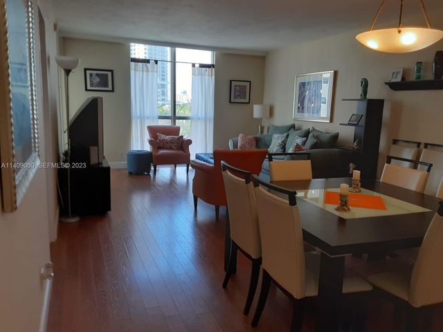 3801 S Ocean Drive 5O, Hollywood, FL 33019
