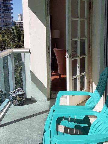 3801 S Ocean Drive 5O, Hollywood, FL 33019