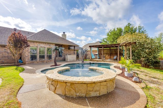3127 Meandering Way, Granbury, TX 76049