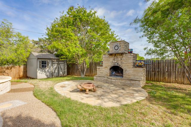 3127 Meandering Way, Granbury, TX 76049
