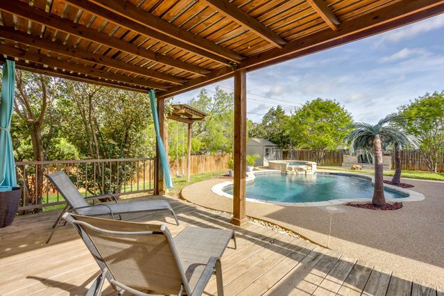 3127 Meandering Way, Granbury, TX 76049