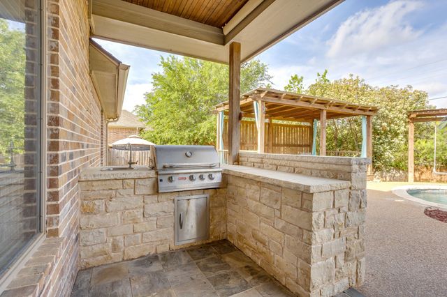 3127 Meandering Way, Granbury, TX 76049