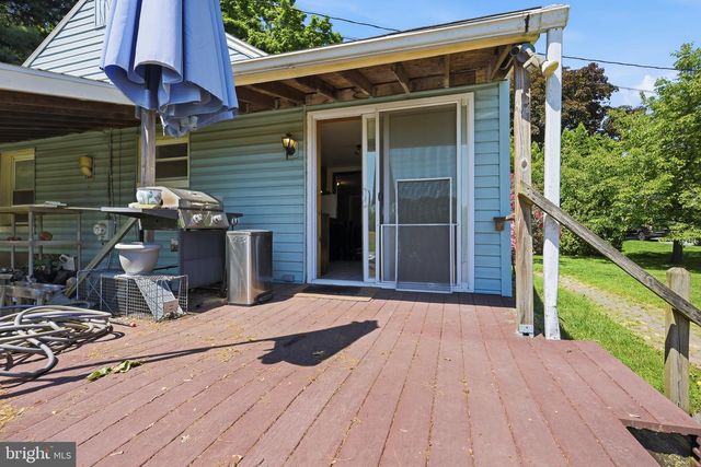 330 CEDAR LN, Mount Joy Twp, PA 17552