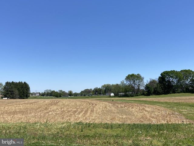 330 CEDAR LN, Mount Joy Twp, PA 17552