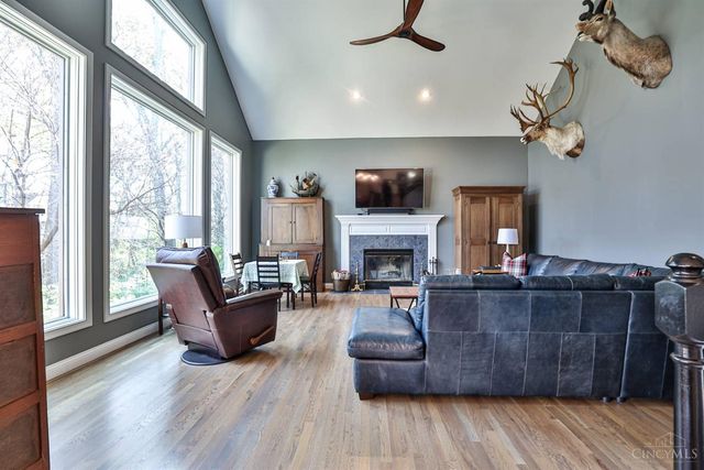 1118 Oakridge Court, Miami Twp, OH 45140