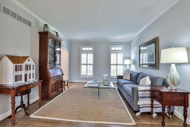 1118 Oakridge Court, Miami Twp, OH 45140