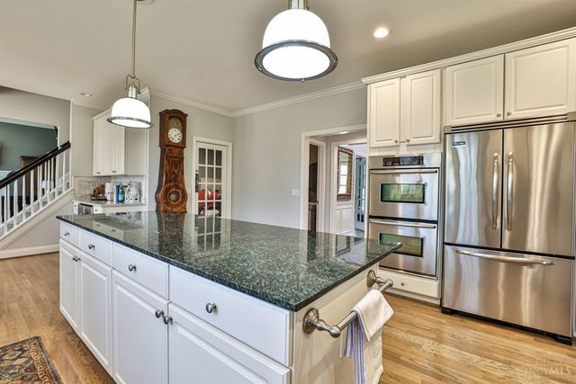 1118 Oakridge Court, Miami Twp, OH 45140