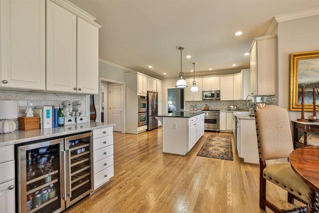 1118 Oakridge Court, Miami Twp, OH 45140