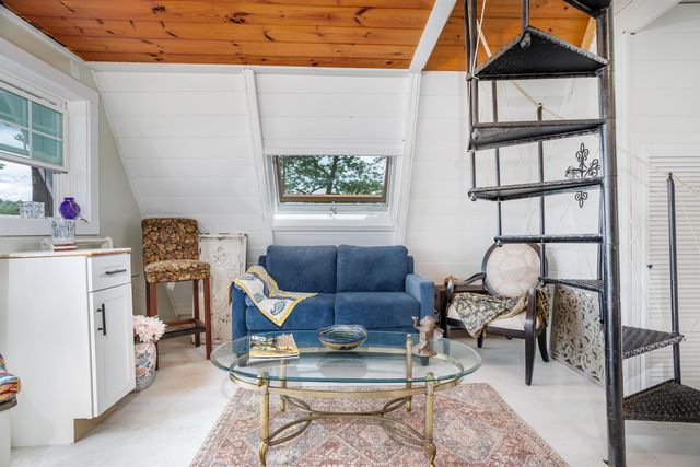 14 Sandy Cove Road, Rindge, NH 03461