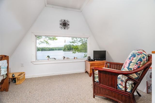 14 Sandy Cove Road, Rindge, NH 03461