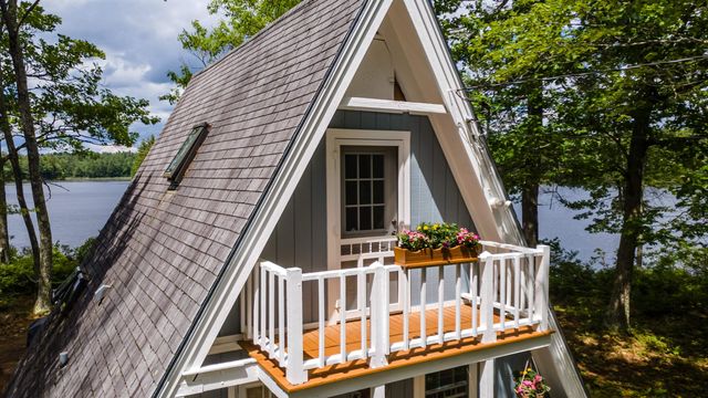 14 Sandy Cove Road, Rindge, NH 03461