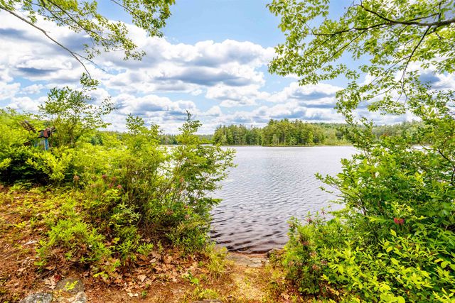 14 Sandy Cove Road, Rindge, NH 03461