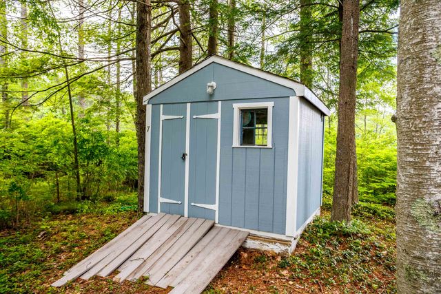 14 Sandy Cove Road, Rindge, NH 03461