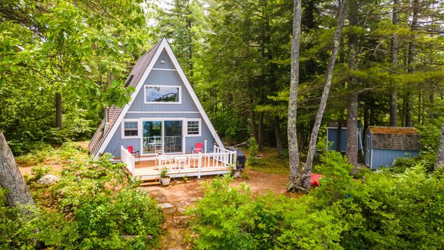 14 Sandy Cove Road, Rindge, NH 03461