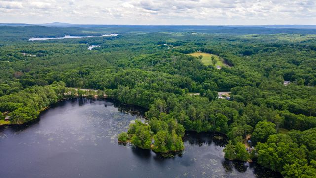 14 Sandy Cove Road, Rindge, NH 03461