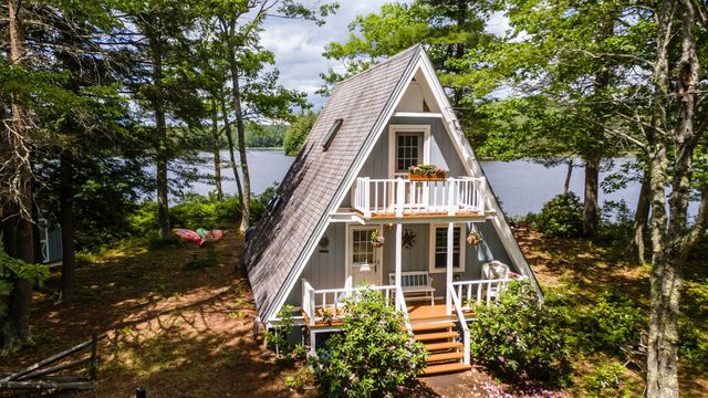 14 Sandy Cove Road, Rindge, NH 03461