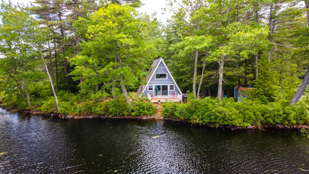 14 Sandy Cove Road, Rindge, NH 03461