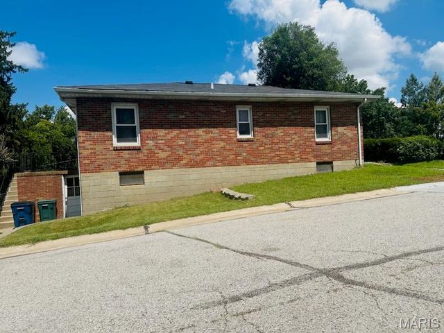 1317 N Florissant Road, Calverton Park, MO 63135