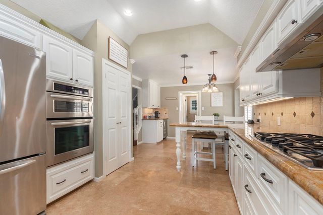 3410 Del Norte Drive, Baytown, TX 77521
