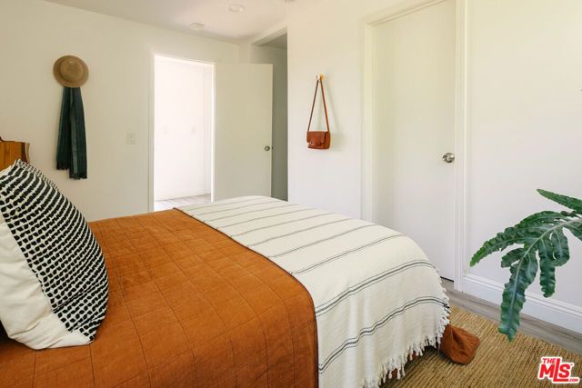 466 Wren Drive, Los Angeles, CA 90065